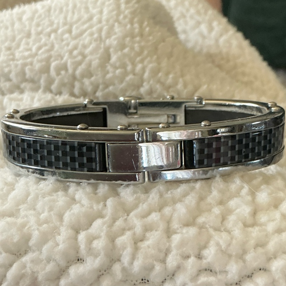Men's Black Carbon Fiber Stainless Steel Bracelet - Unbranded